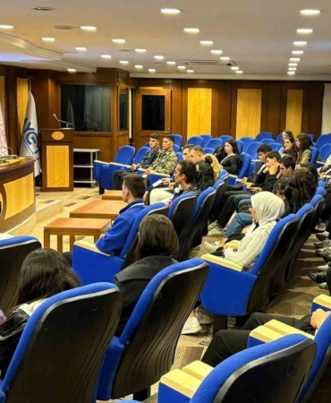 Öğrenciler, güncel denizcilik uygulamalarını öğrendiler