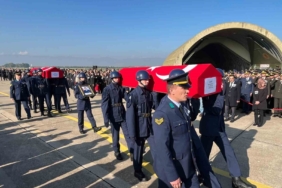 Bursalı şehitler Yenişehir Havalimanı’na getirildi