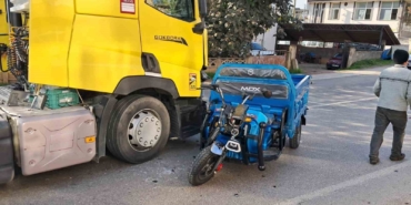 İznik’te elektrikli bisiklet ile tır çarpıştı: 1 yaralı