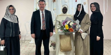 Sudanlı Tıp Fakültesi öğrencisi okulunu dondurup 8 ayda hafız oldu