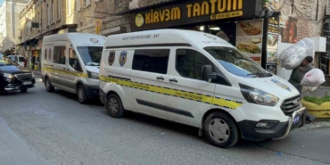 Böcek ailesinin kaldığı Fatih’teki otelde 2 turist hastaneye kaldırıldı