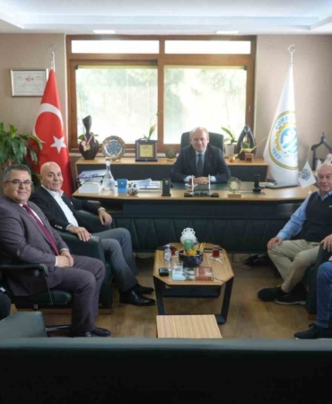 Termal turizm temsilcileri Edremit Ticaret Odasında bir araya geldi