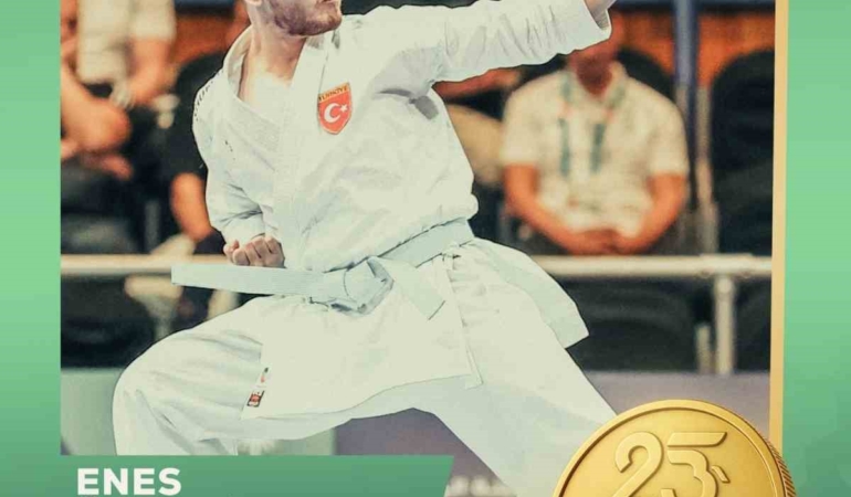 Milli karateci Enes Özdemir, altın madalya kazandı