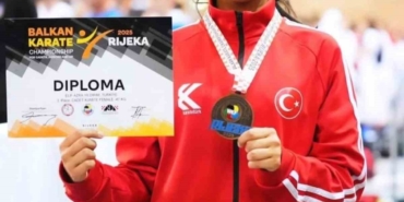 Bilecikli Sporcu Elif Azra Yıldırım Balkan üçüncüsü oldu