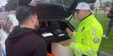 Kapaklı’da emniyet şeridini ihlal edenlere 9 bin lira ceza