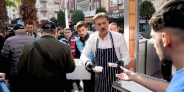 Bahçelievler’de şehitler için mevlit okutuldu, lokma dağıtıldı