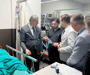 Sakarya’da itfaiye aracı kazaya karıştı: 2 yaralı