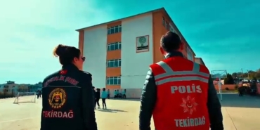 Tekirdağ’da polis ekiplerinden okullarda geniş çaplı denetim