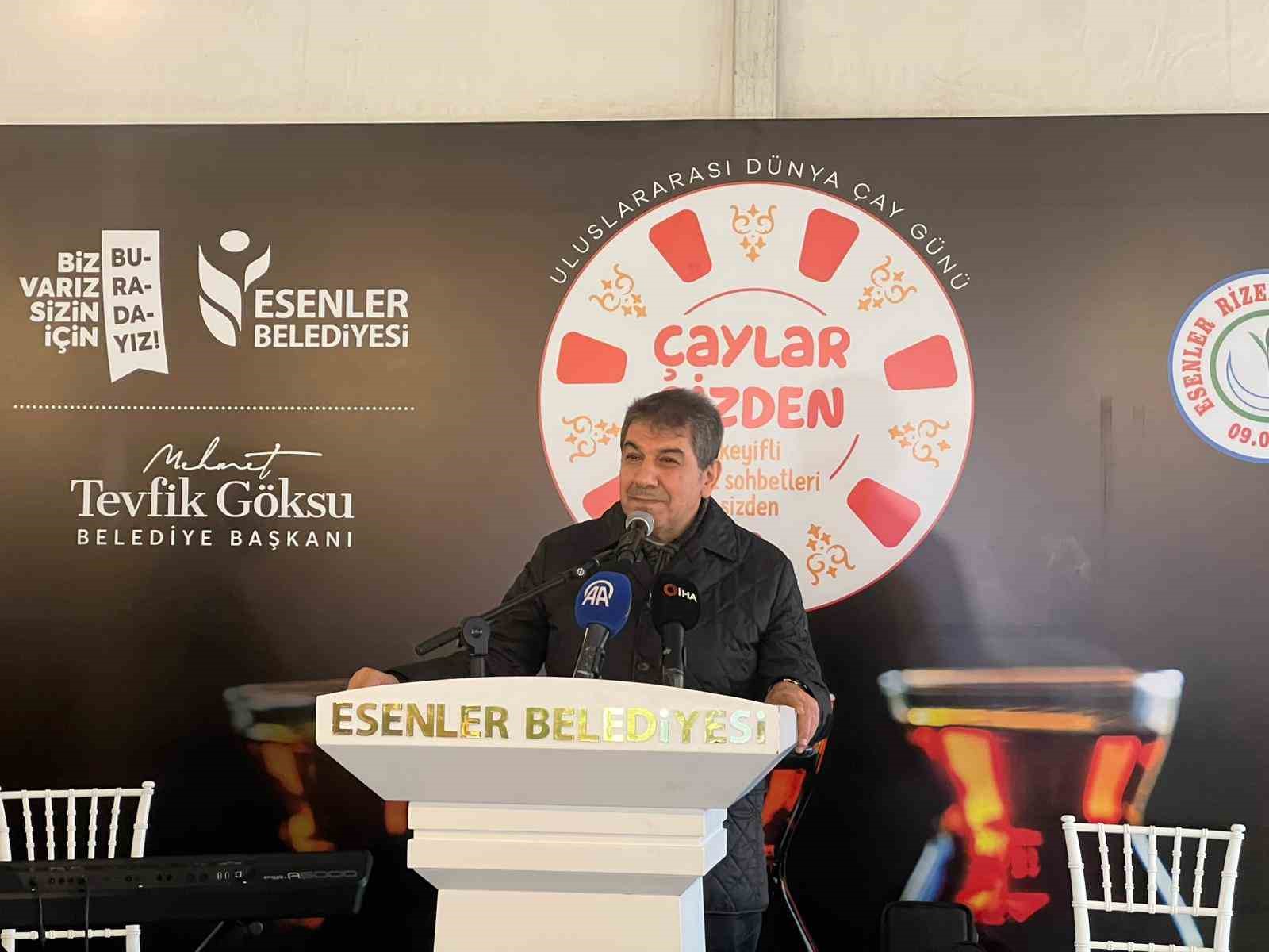 Esenler’de Uluslararası Dünya Çay Günü Coşkusu: Vatandaşlara 55 çeşit çay ikram edildi