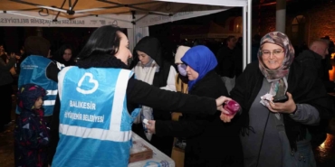 Balıkesir Büyükşehirden 20 ilçede kandil ikramı