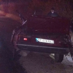 Direksiyon hakimiyetini kaybedip ağaca çarpan sürücü hayatını kaybetti