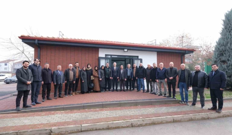 İnegöl Belediyesi’nin tahsis ettiği arsa üzerine hayırsever Ali İpek’in yaptırdığı Aile Sağlığı Merkezinde sona gelindi