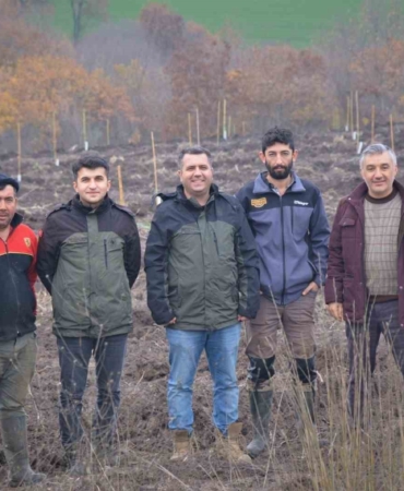 Manyas’ta orman köylüsüne gelir getirici ağaçlandırma