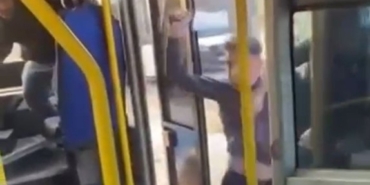 Nilüfer’de otobüsü satırla bastı