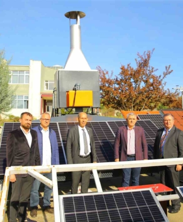 Edirne’de tarıma güç katacak yenilenebilir enerjili tohum kurutma sistemi tanıtıldı