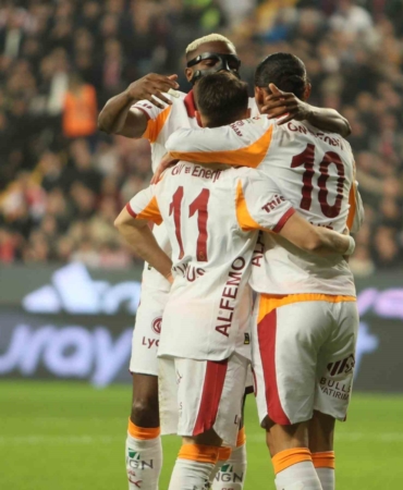 Leroy Sane’den ligde üst üste 3 gol