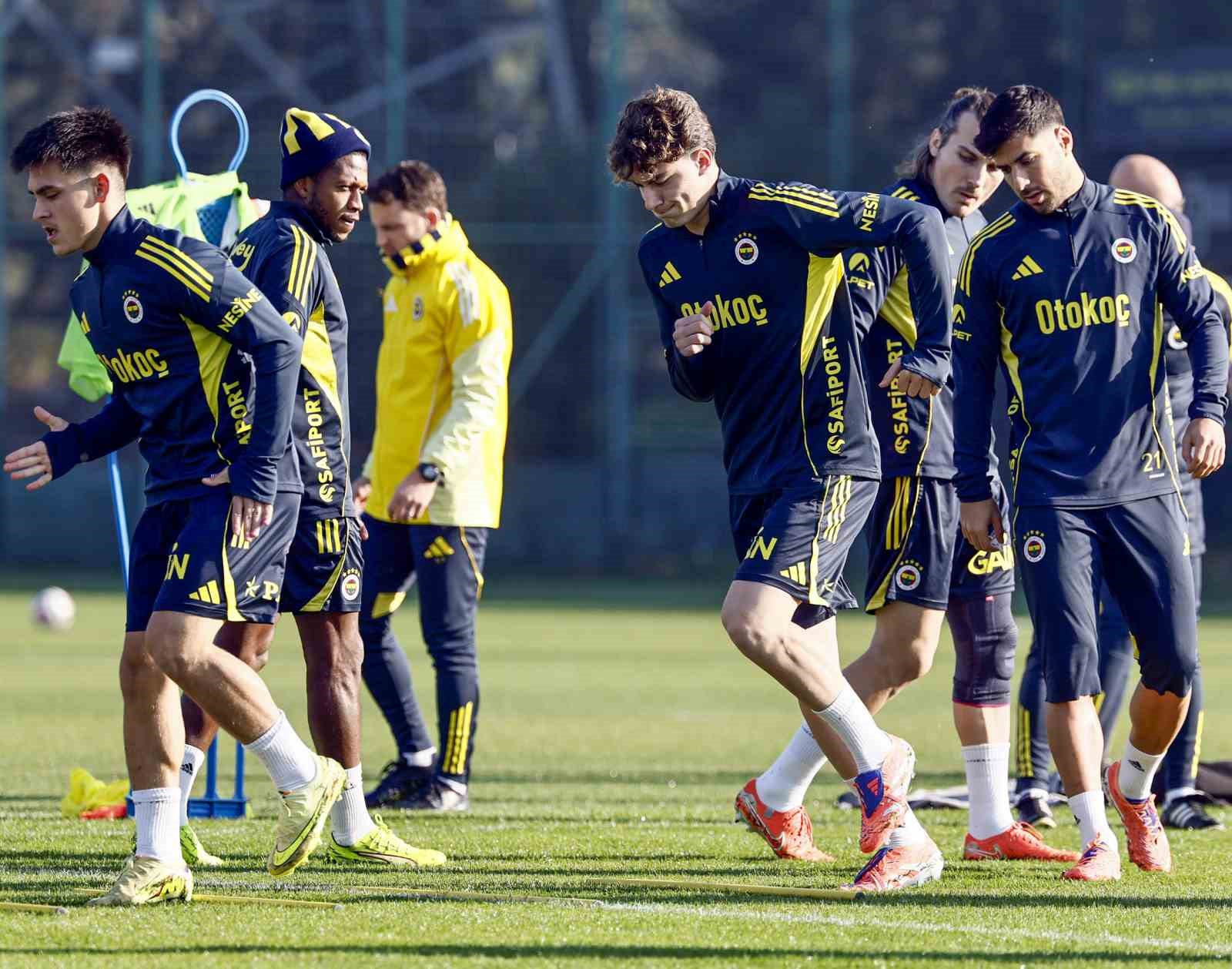 Fenerbahçe’de Eyüpspor maçının hazırlıkları tamamlandı