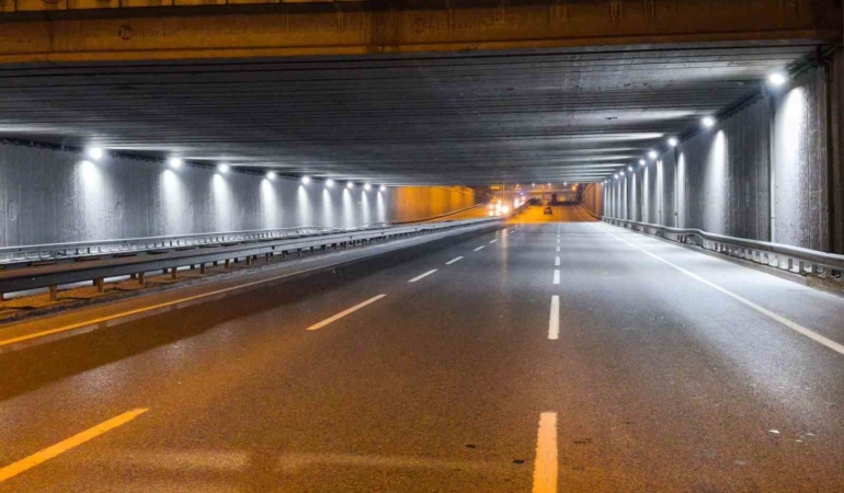 Osmangazi Köprüsü Tüneli’nin aydınlatma sistemi yenilendi