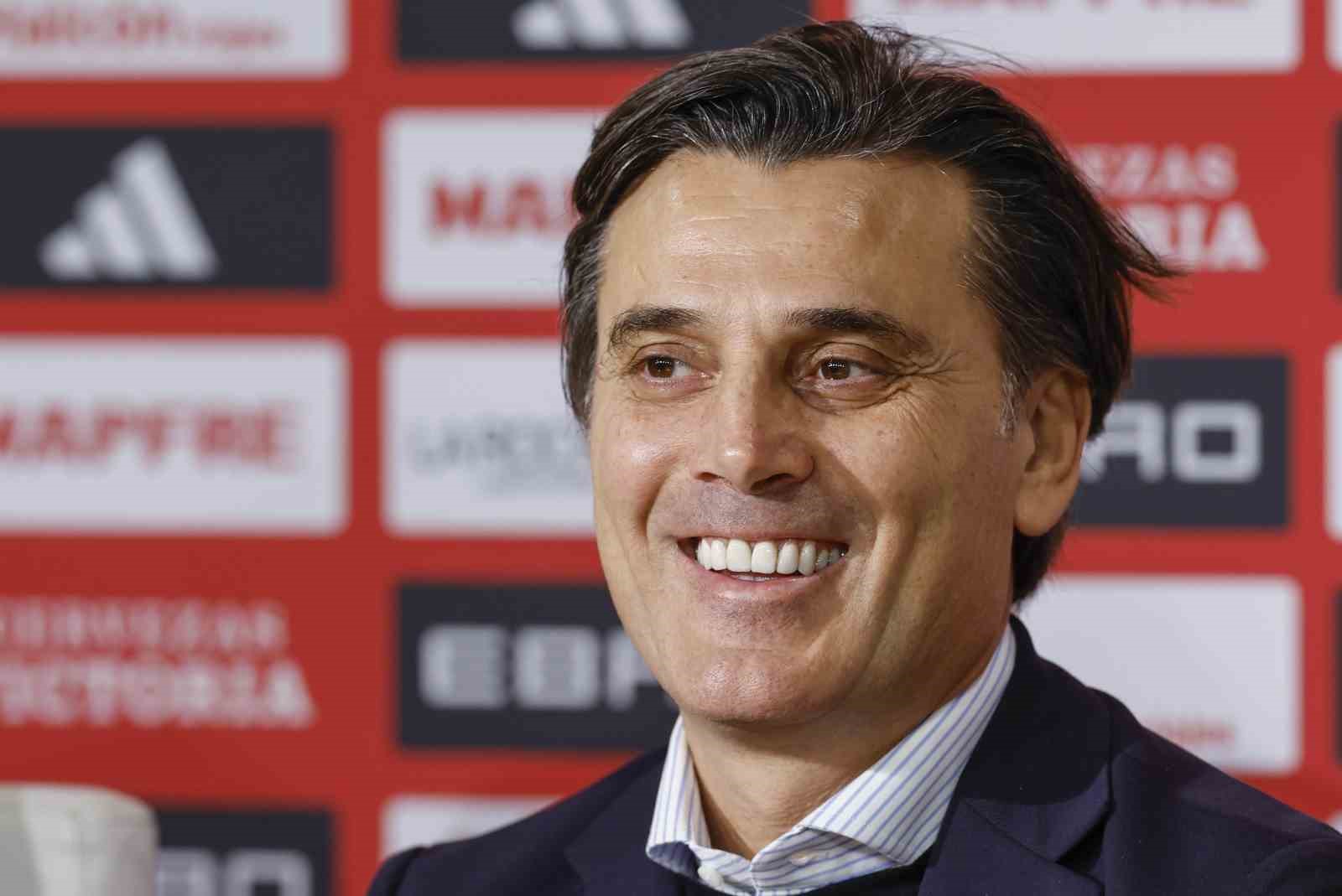 Vincenzo Montella: "Odağımız mart ayında oynayacağımız play-off maçları"