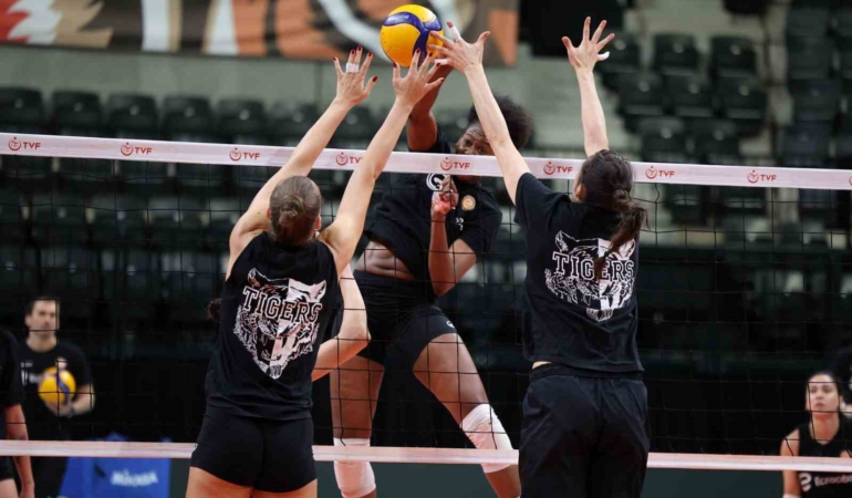 Eczacıbaşı Dynavit, Zeren Spor’u ağırlayacak