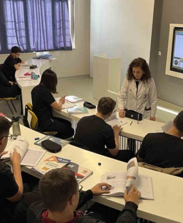 Bursluluk sınavların, öğrencileri LGS ve üniversite sınavı stresini azaltıyor