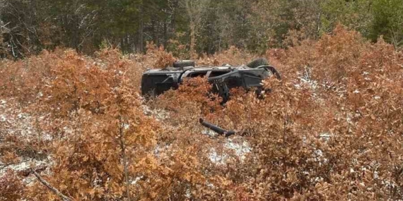 Kontrolden çıkan otomobil karşı şeride geçti: 4 yaralı