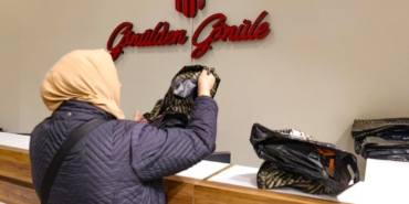 Ümraniye’de sosyal dayanışmanın güçlü adresi: "Gönülden Gönüle Giyim Mağazası"