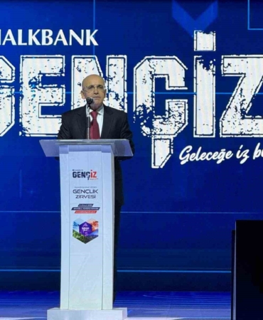 Bakan Şimşek: ‘‘Enflasyon düşüyor ve düşmeye devam edecek’’