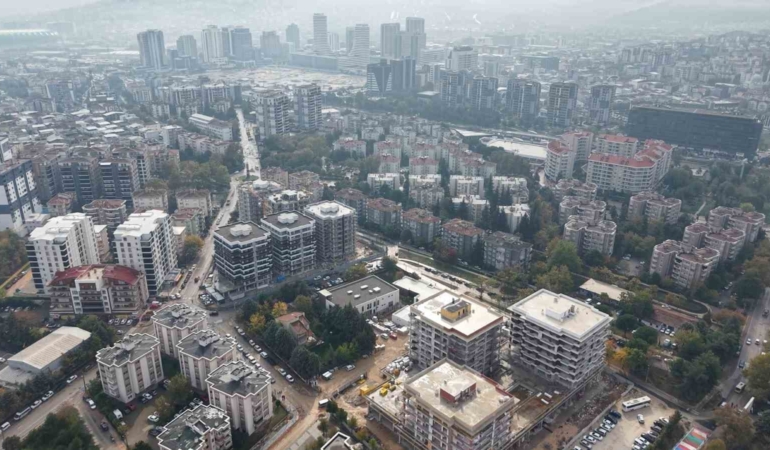 Faizler yükselince, yatırımcı altın ve dövize kaçtı