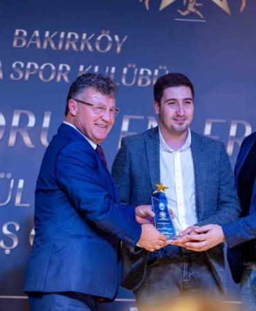 Bakırköy Ata Spor Kulübü’nden İhlas Medya’ya 2 ödül
