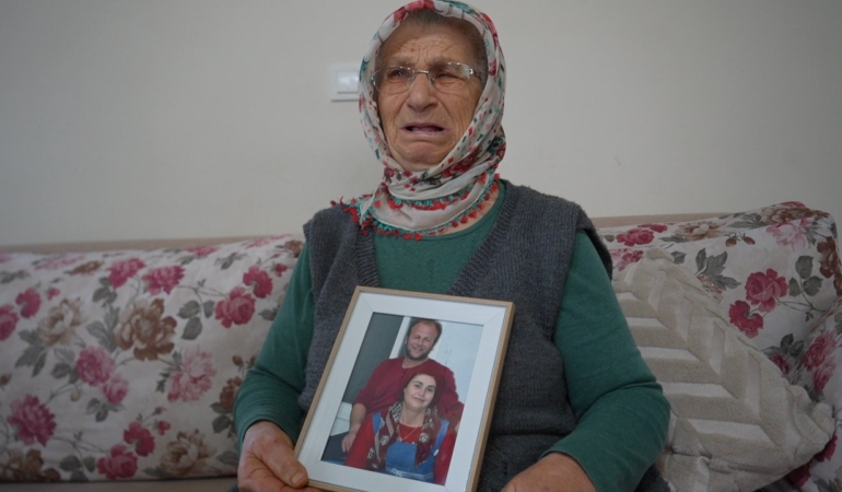 Adaleti görmeyi beklerken görme yetisinden oldu