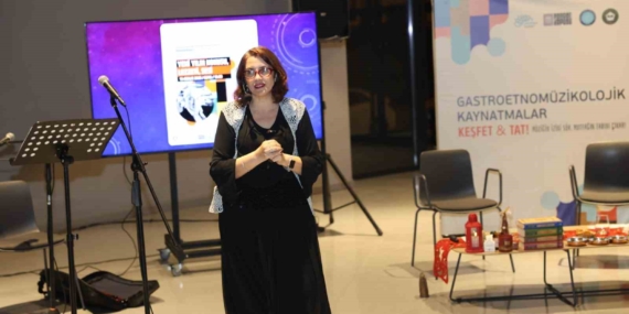 Nilüfer’de yeni yılın kokusu, lezzeti ve müziği konuşuldu