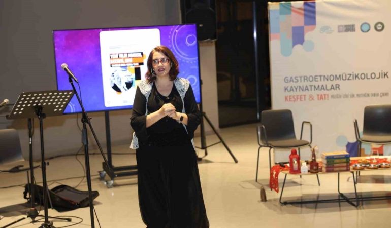 Nilüfer’de yeni yılın kokusu, lezzeti ve müziği konuşuldu