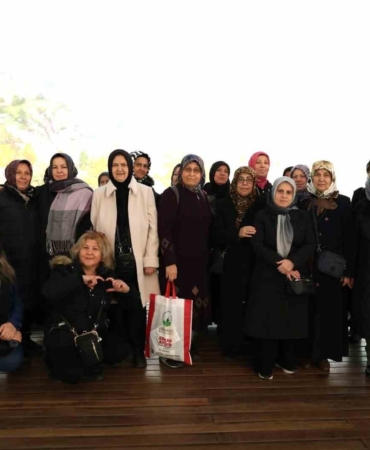 Osmangazi Belediyesi’nden kadınlara kültür gezisi