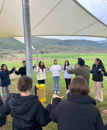 Gençler iklim krizini doğada ele aldı