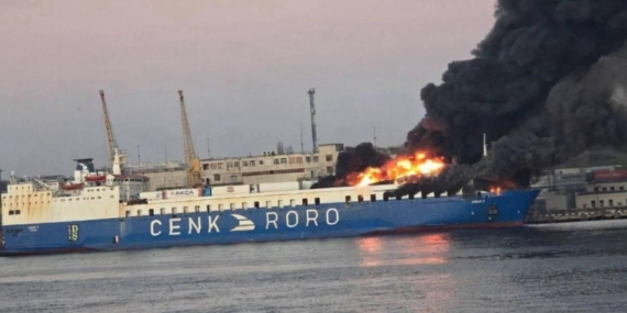 Tır taşımacılığı yapan Türk gemisi Odesa’da vuruldu