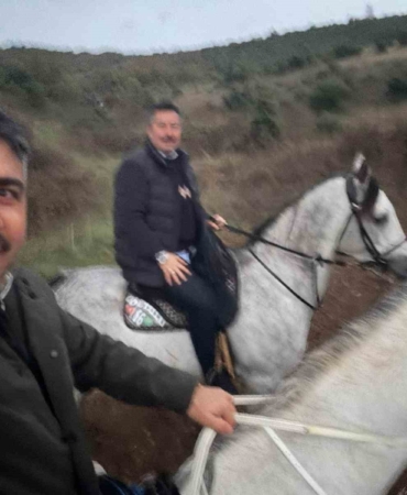 Başkanlar ata binerek stres attı