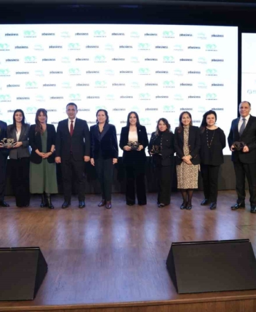 3’üncü Sürdürülebilir Yüzyıl Zirvesi’nde yeşil dönüşümün yol haritası konuşuldu