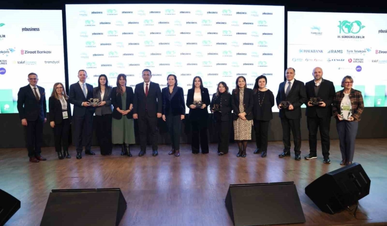 3’üncü Sürdürülebilir Yüzyıl Zirvesi’nde yeşil dönüşümün yol haritası konuşuldu