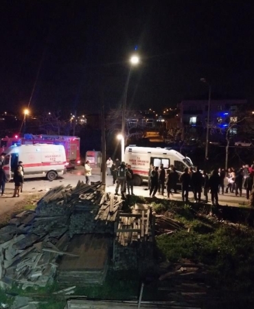 Büyükçekmece’de feci kaza: 2 lise öğrencisi hayatını kaybetti