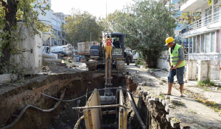 Edremitli vatandaşların imdadına Başkan Akın yetişti