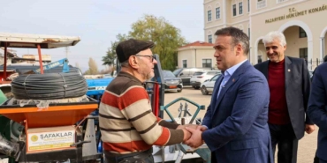 Vali Sözer Pazaryeri Küçük Sanayi Sitesi’nde esnafla buluştu