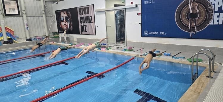 Gölpazarı’nda yüzme antrenmanı gerçekleştirildi