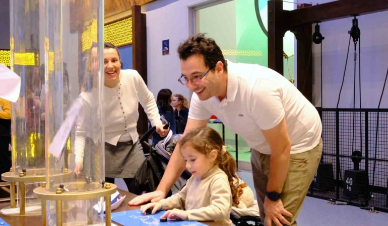 GUHEM’de "En Uzunnn Gece"