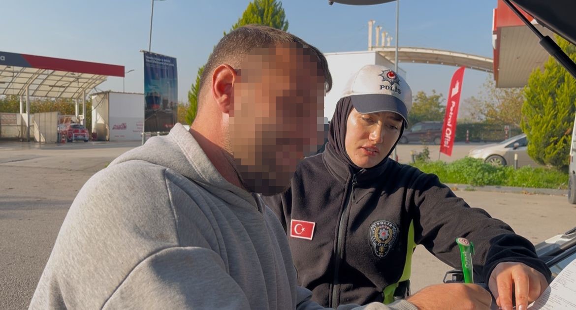 Kendi hatasının faturasını polise kesmeye çalıştı "Biz zaten abone olduk, ayda 10 defa ceza ödüyoruz"