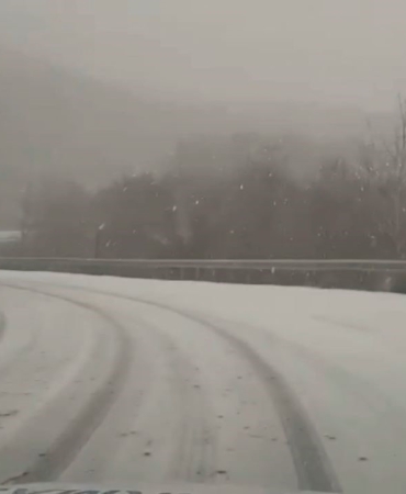 Kırklareli Mahyadağı bölgesinde kar yağışı: Yol trafiğe açık
