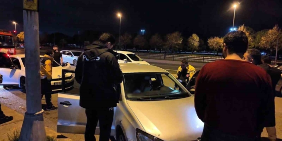 Pendik sahilinde 100 metre arayla iki şüpheli ölüm