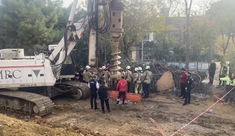 Kadıköy’de inşaat şantiyesinde işçi çukura düşerek yaralandı