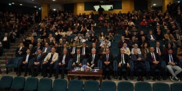 Sakarya Üniversitesi "Araştırma Üniversitesi" statüsünü törenle kutladı