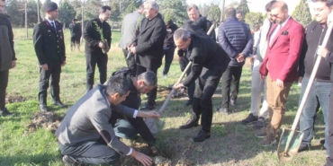 Pınarhisar’da 20 şehit için 20 fidan toprakla buluştu